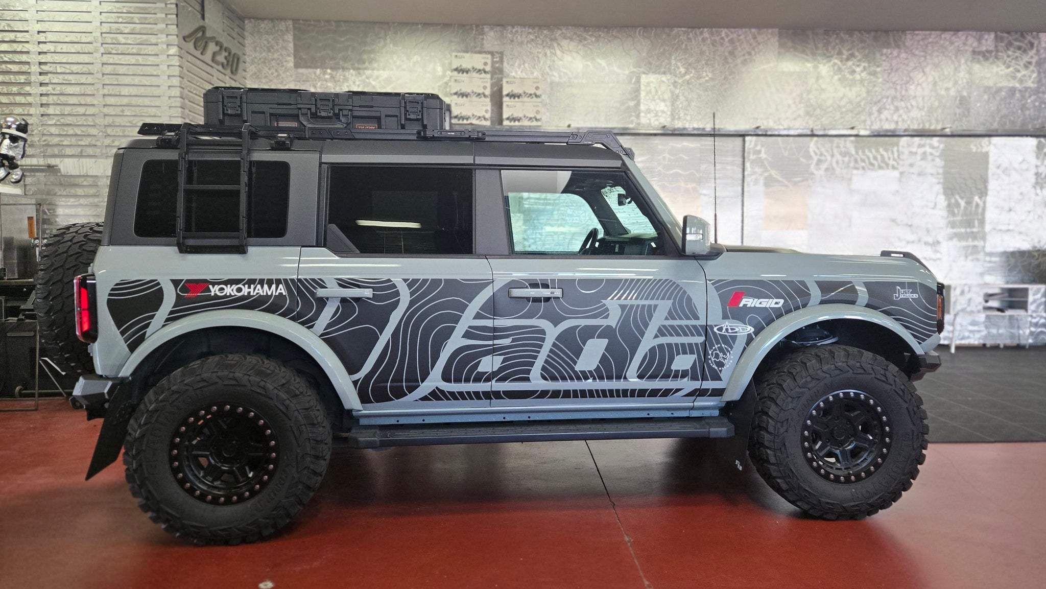 Tri-Trek Aluminum Alloy CNC Ladder For 2021 -2026 Bronco