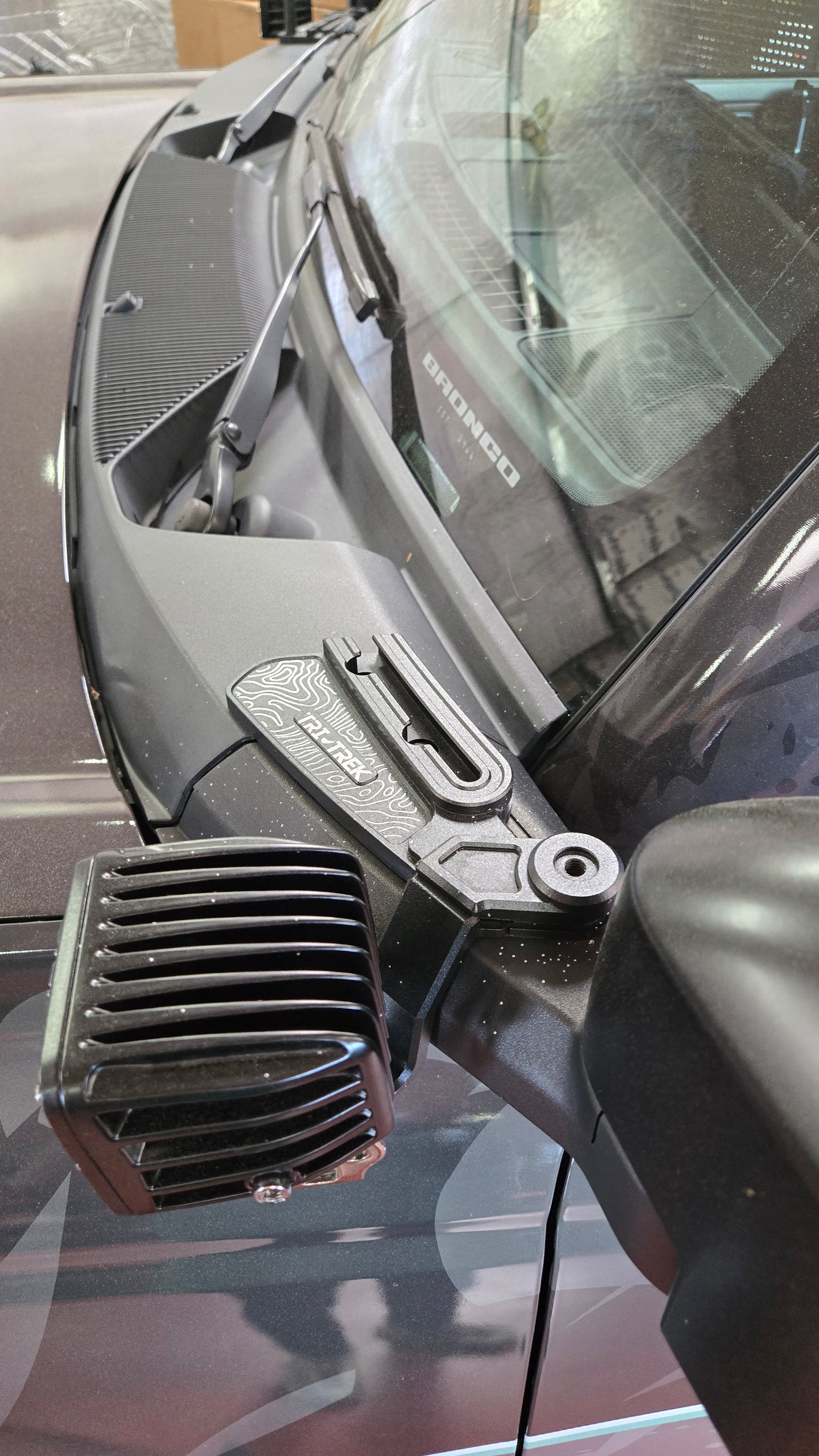 Tri-Trek Aluminum A-Pillar Light System Mount For Ford Bronco