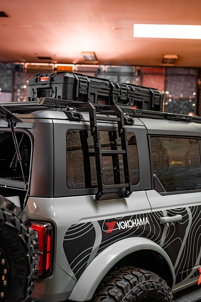 Tri-Trek Roof Storage Box 110L with wheels and handlers