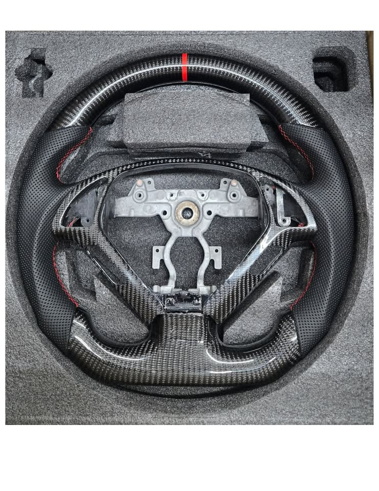 Infiniti G37 G25 Sedan 2008-2013 Carbon Fiber Steering Wheel