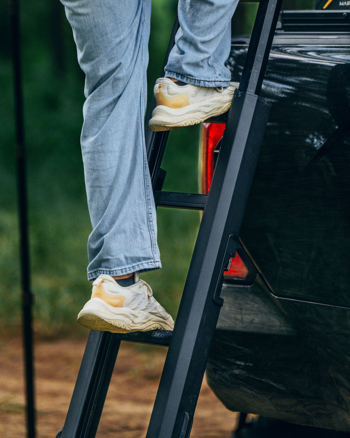 REVOLVE PIVOT MASTER X90 Roof Rack Ladder